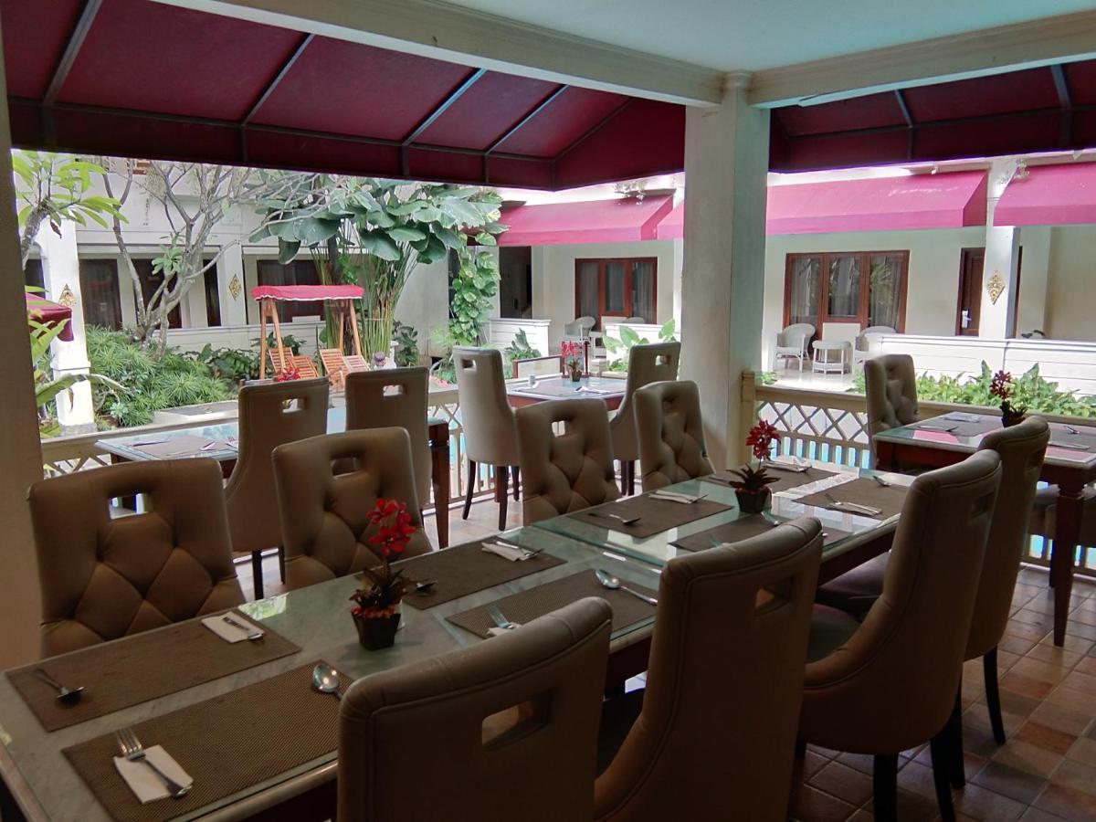 Hotel Indah Palace Yogyakarta Exterior photo